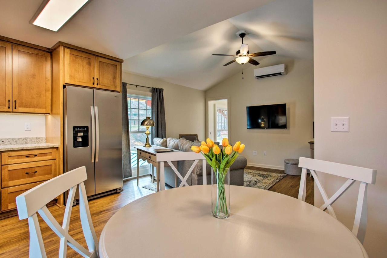 Saluda Main Street Retreat - Central Location! Екстер'єр фото